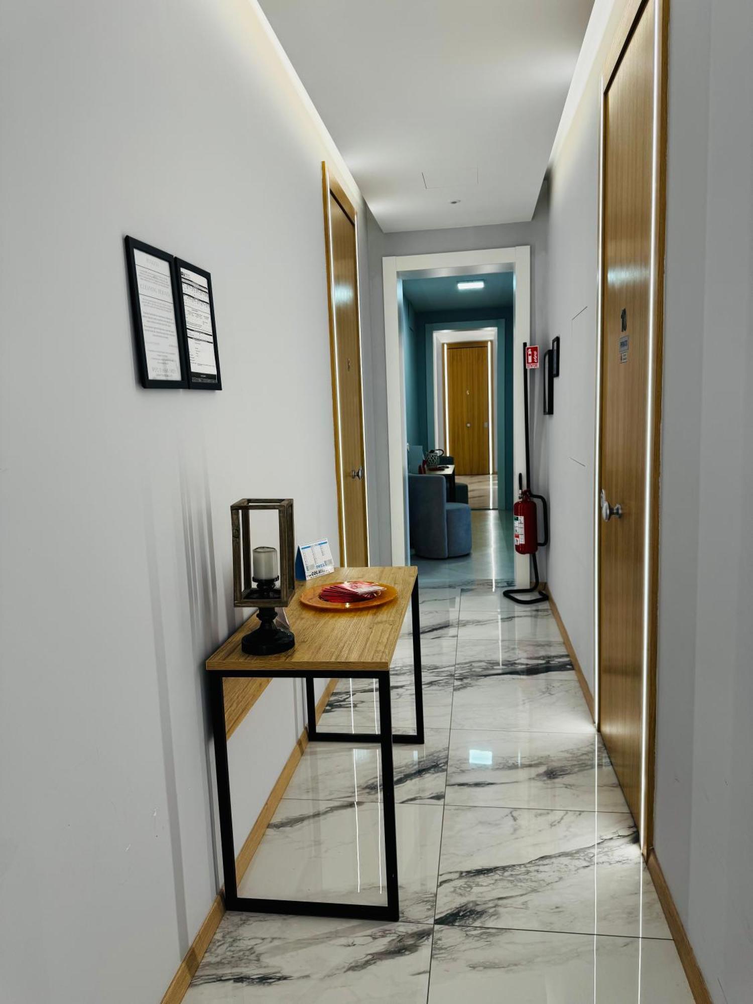 Manhattan Room & Suite Bari Exterior photo